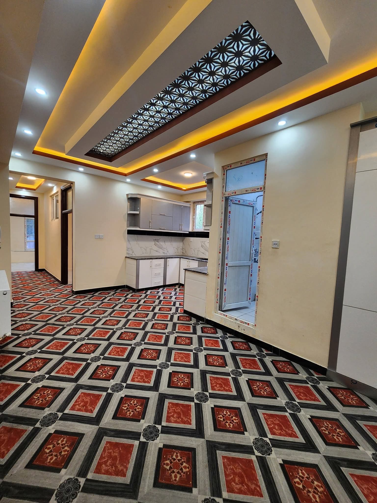 3 اطاقه فروشی